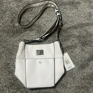 Steve Madden Bjayla Bucket Crossbody Bag white